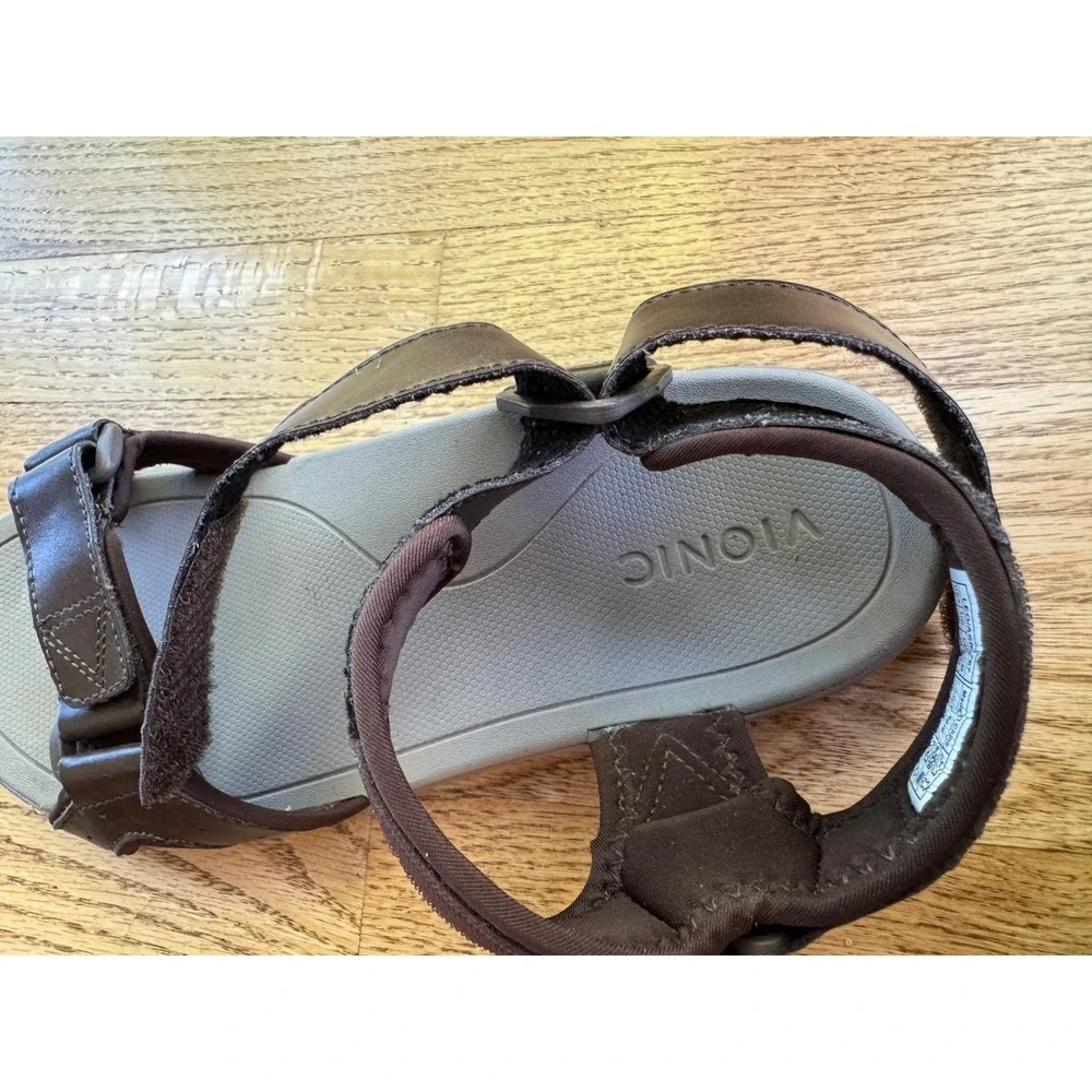 Vionic Leo Sandals Mens 7 Brown Adjustable Straps Leather Comfort Travel